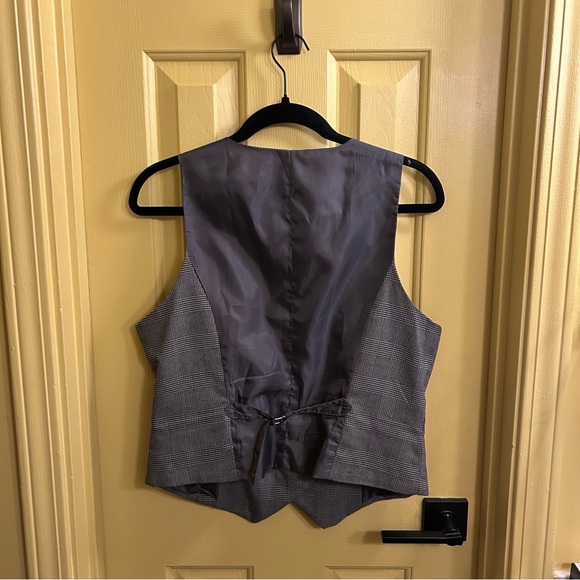New York & Company Gray Plaid Tailored Buttoned Vest Stretch Lined Size 10 - Picture 4 of 17